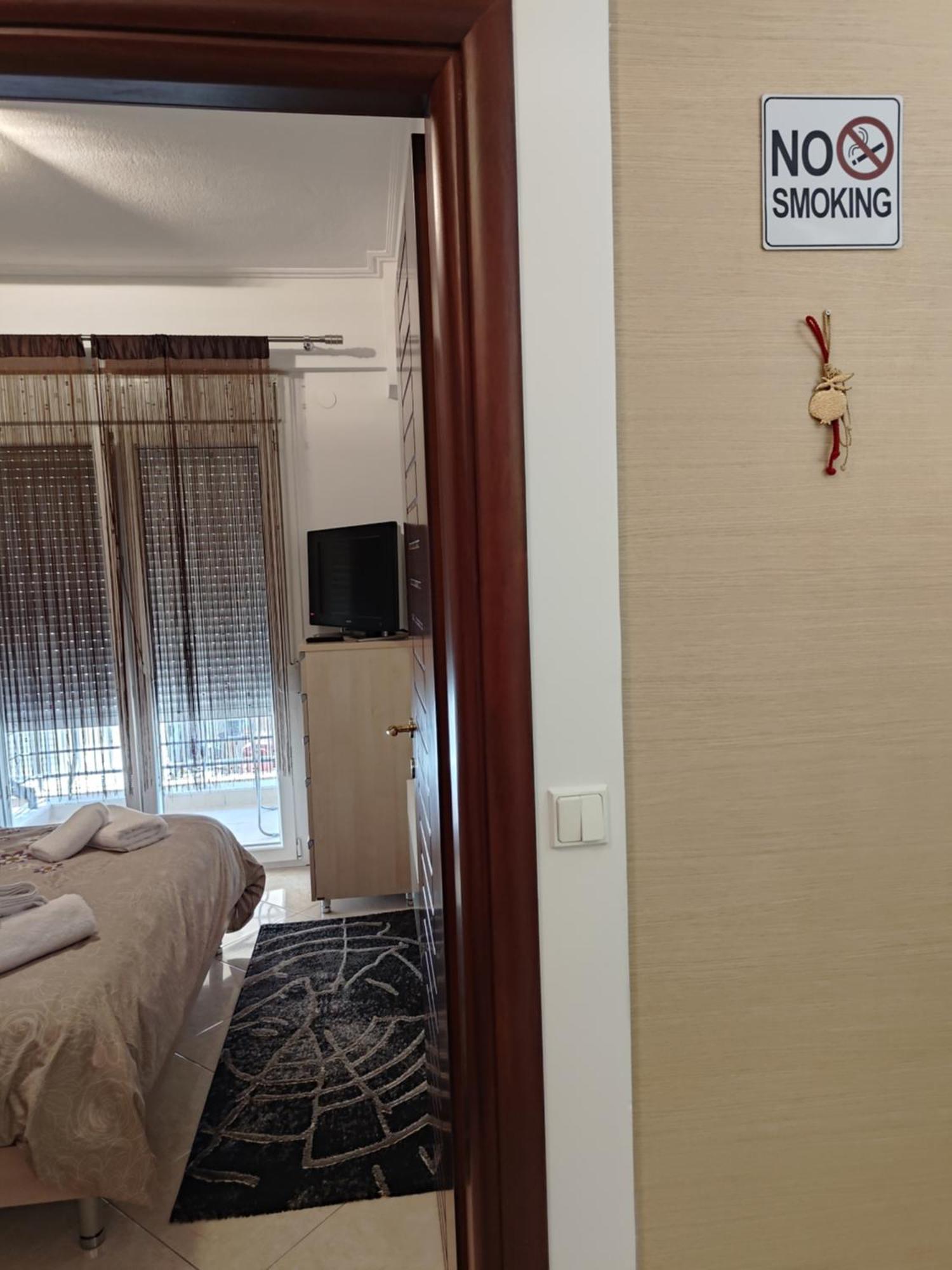 Jordan Downtown Apartment & Parking Kateríni Kültér fotó